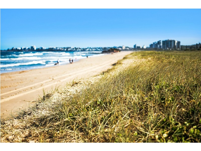 2 Carnoustie Court, Twin Waters QLD 4564