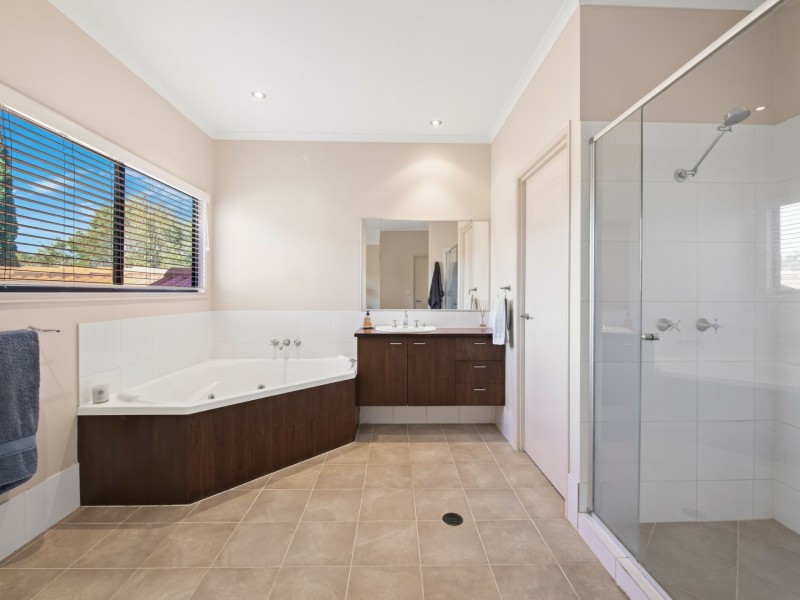 9 Hetherington Drive, Twin Waters QLD 4564