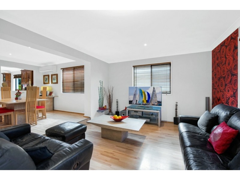 10 Sunview Drive, Twin Waters QLD 4564