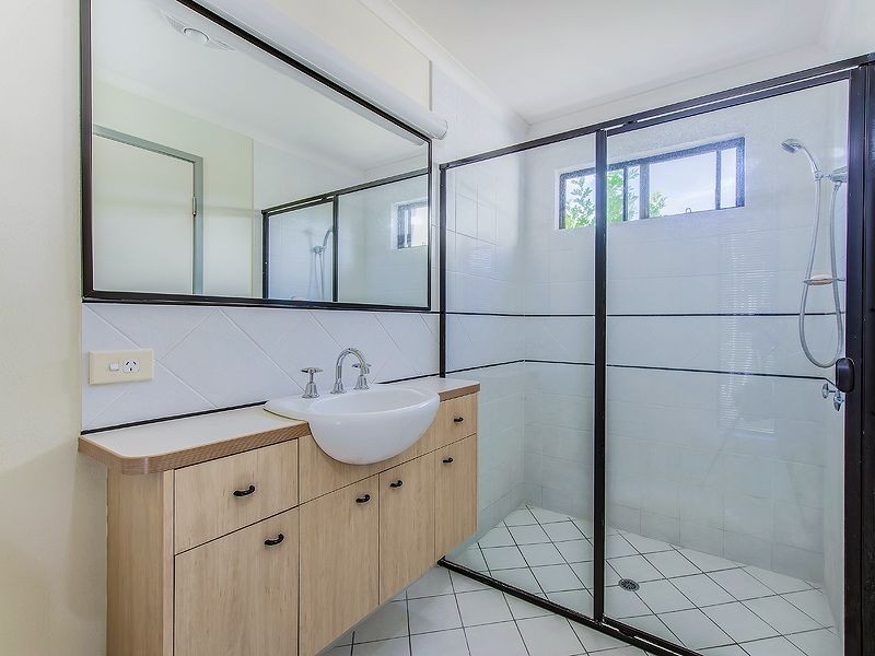 16 Sunview Drive, Twin Waters QLD 4564