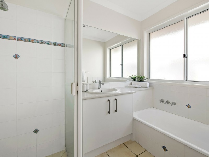 20 Spinifex Place, Twin Waters QLD 4564