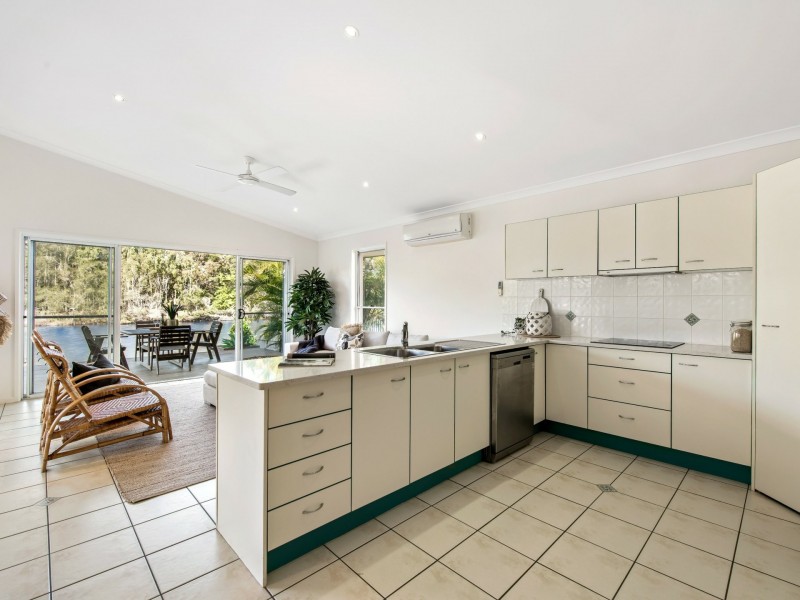 20 Spinifex Place, Twin Waters QLD 4564