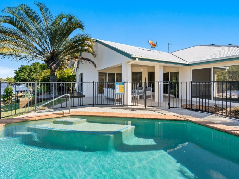 20 Spinifex Place, Twin Waters QLD 4564