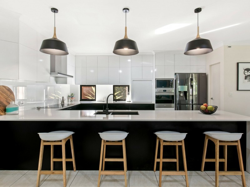 19 Barcoola Place, Twin Waters QLD 4564