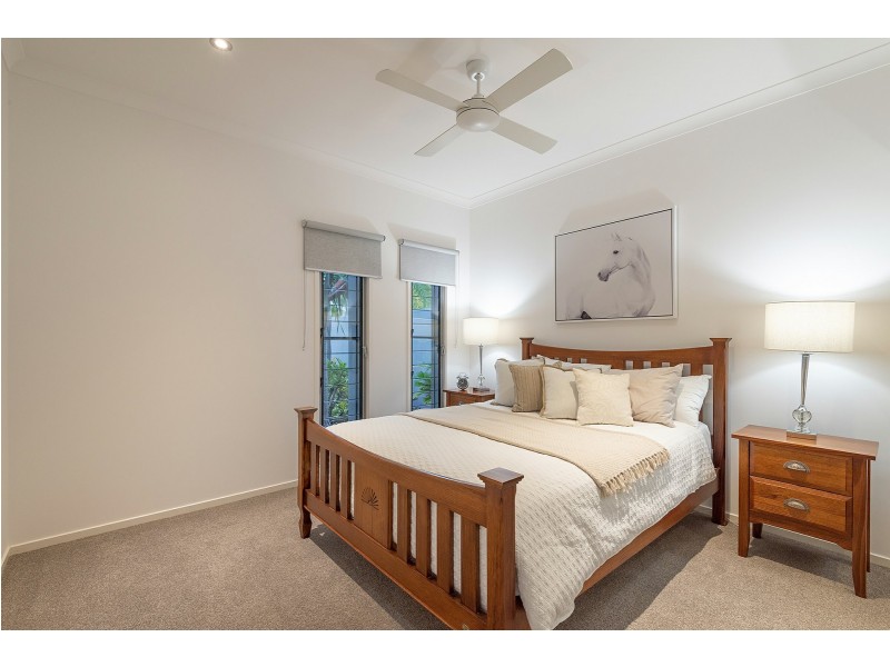 27 Hetherington Drive, Twin Waters QLD 4564