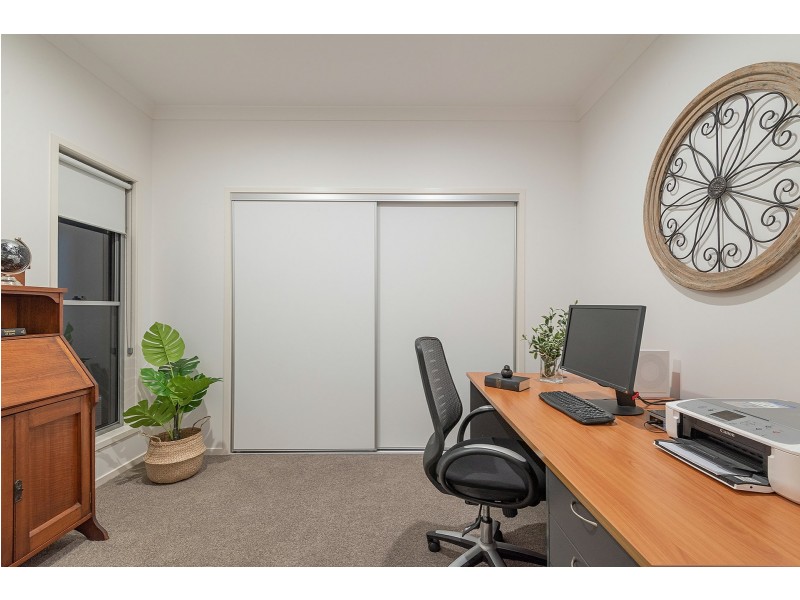 27 Hetherington Drive, Twin Waters QLD 4564