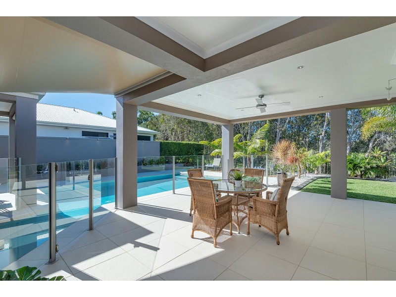 27 Hetherington Drive, Twin Waters QLD 4564