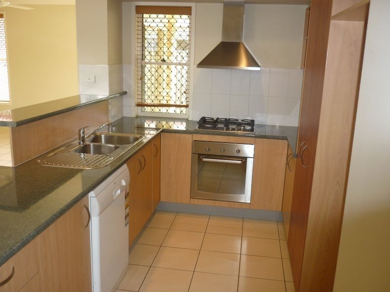 14 Fitzroy Court, Pacific Paradise QLD 4564