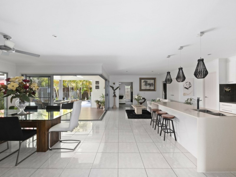 47 Ameen Circuit, Twin Waters QLD 4564