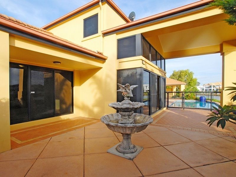 28 Karinya Place, Twin Waters QLD 4564