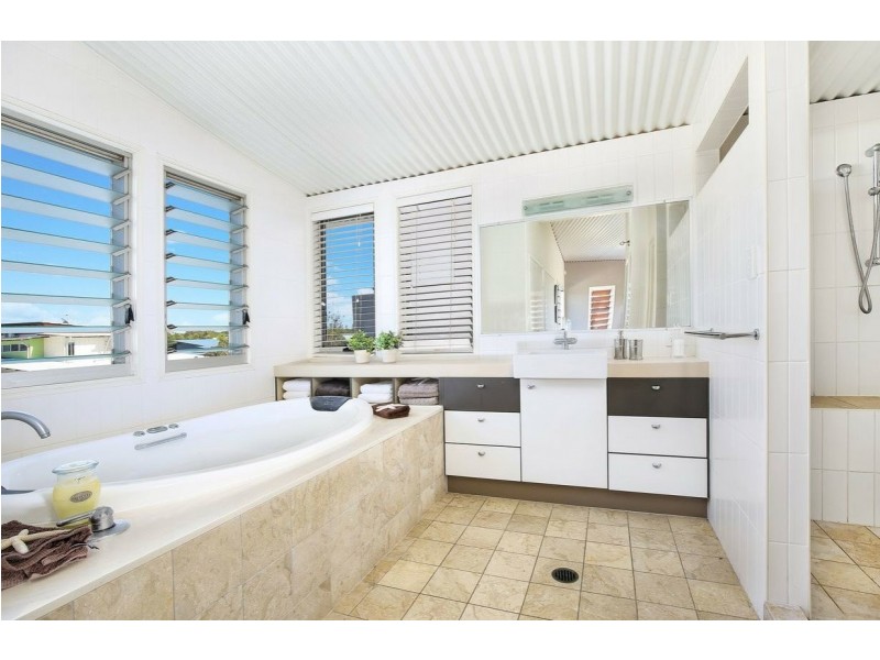 11/80 North Shore Road, Twin Waters QLD 4564