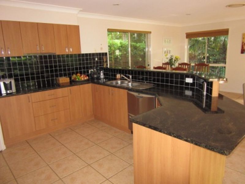 6 Wattlebird Drive, Twin Waters QLD 4564