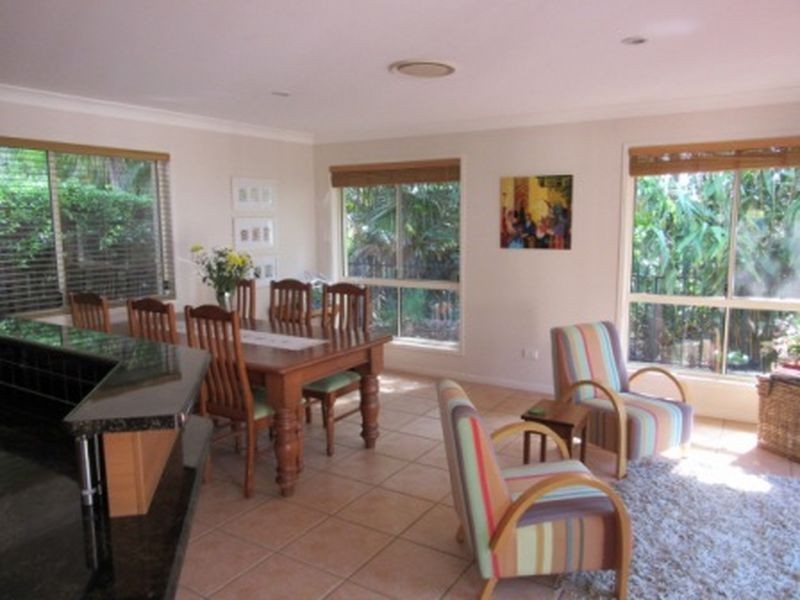 6 Wattlebird Drive, Twin Waters QLD 4564