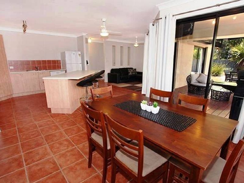 17 Stillwater Drive, Twin Waters QLD 4564