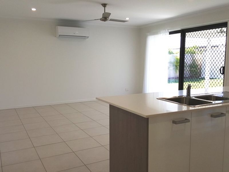 24 Ameen Circuit, Twin Waters QLD 4564