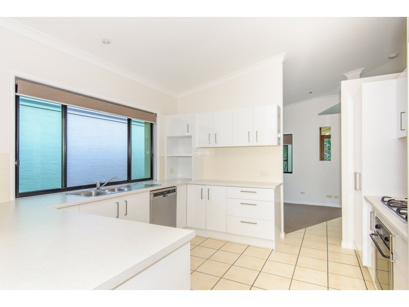 13 Cooloola Place, Twin Waters QLD 4564