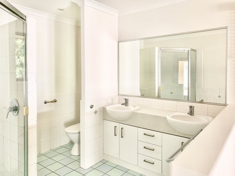 13 Cooloola Place, Twin Waters QLD 4564