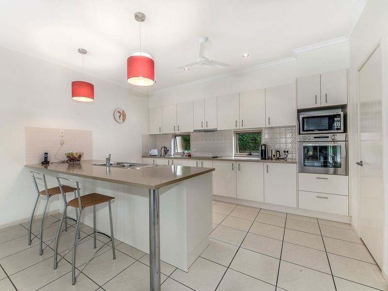 7 Oyster Court, Twin Waters QLD 4564
