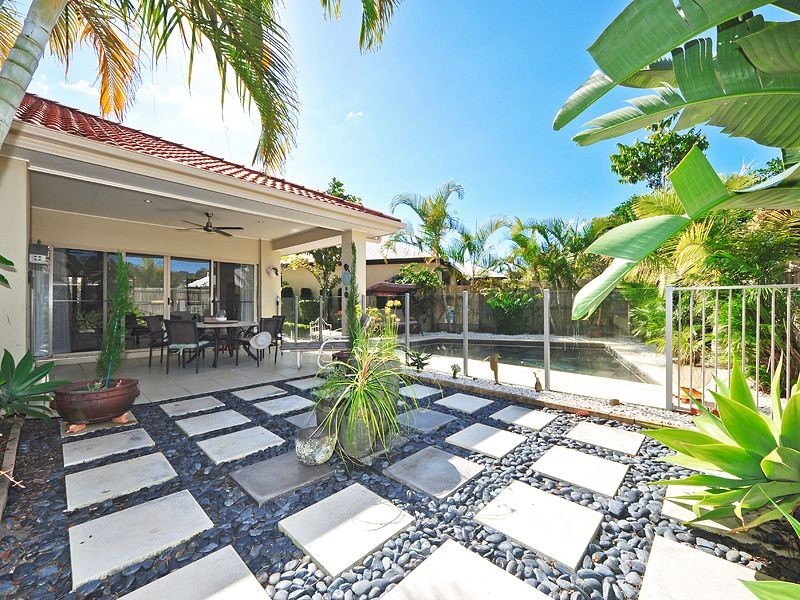 7 Oyster Court, Twin Waters QLD 4564