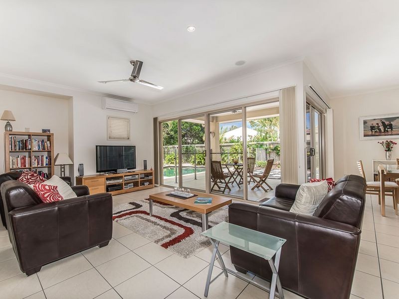 7 Oyster Court, Twin Waters QLD 4564