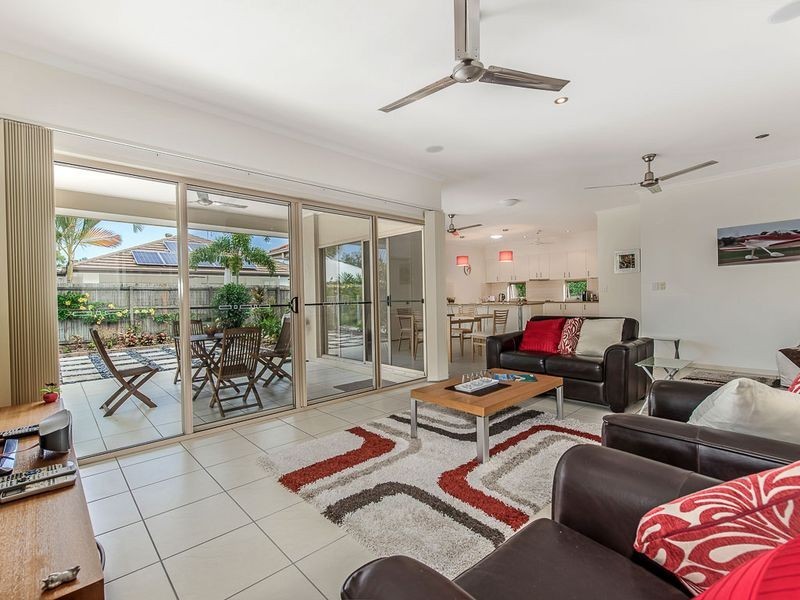 7 Oyster Court, Twin Waters QLD 4564
