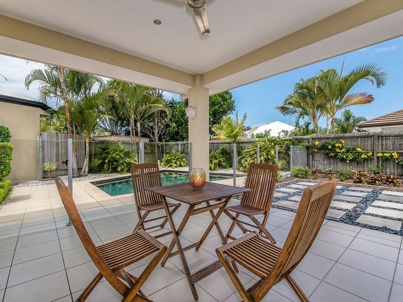 7 Oyster Court, Twin Waters QLD 4564
