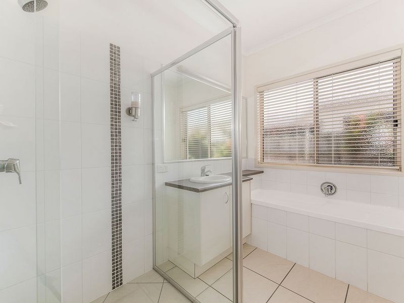 7 Oyster Court, Twin Waters QLD 4564