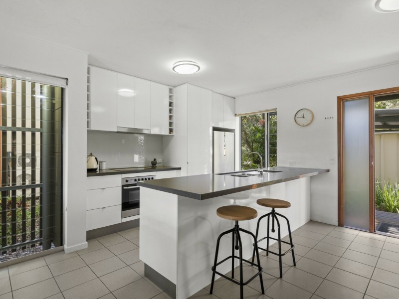 32/80 North Shore Road, Twin Waters QLD 4564