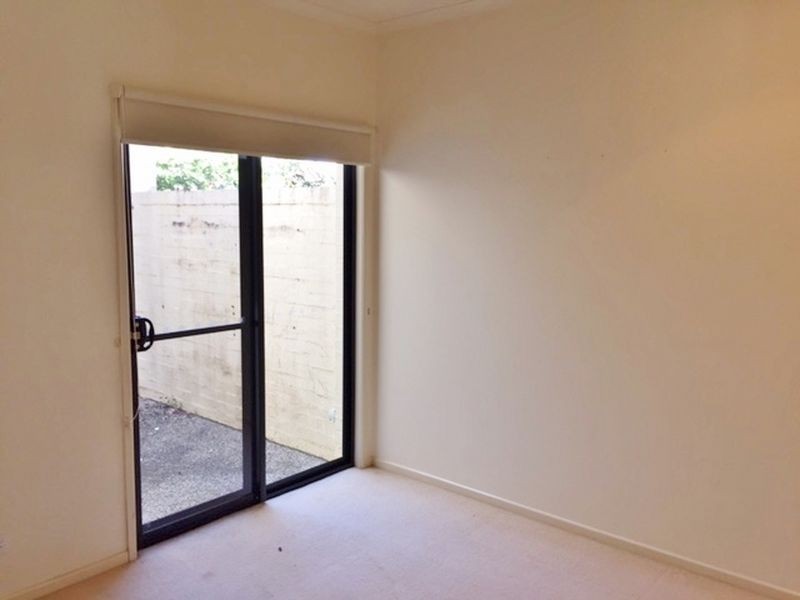 16 Wattlebird Dr, Twin Waters QLD 4564