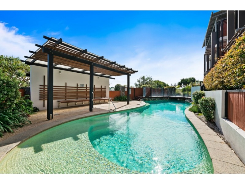 82/80 North Shore Road, Twin Waters QLD 4564