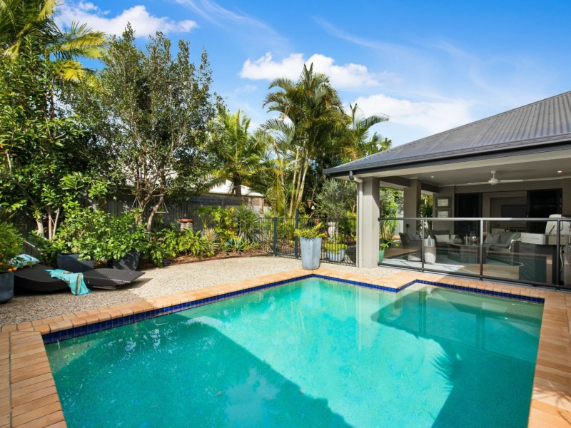 36 Prestwick Drive, Twin Waters QLD 4564