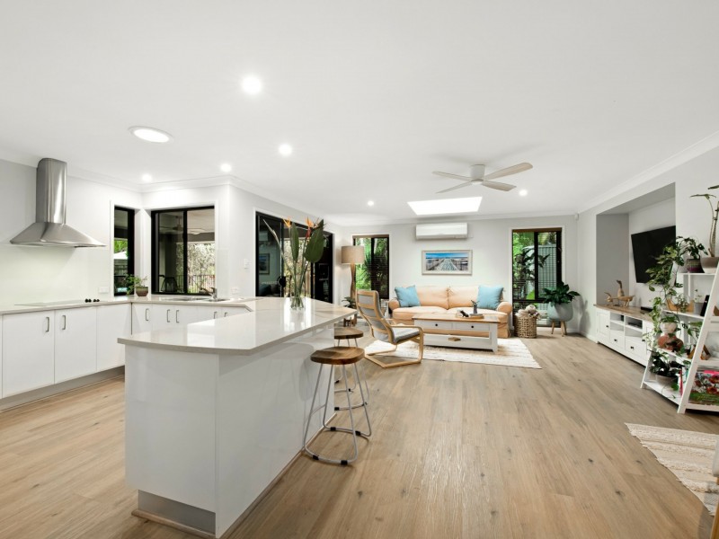 36 Prestwick Drive, Twin Waters QLD 4564