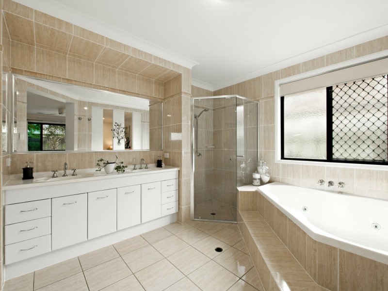 36 Prestwick Drive, Twin Waters QLD 4564