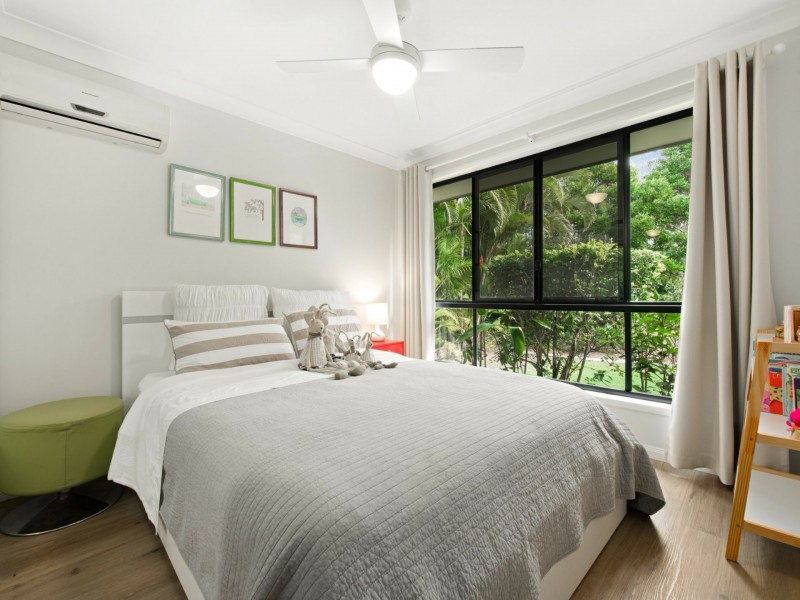 36 Prestwick Drive, Twin Waters QLD 4564