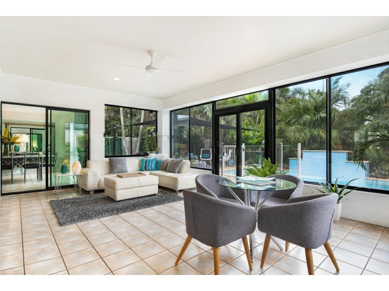 1 Tralee Place, Twin Waters QLD 4564