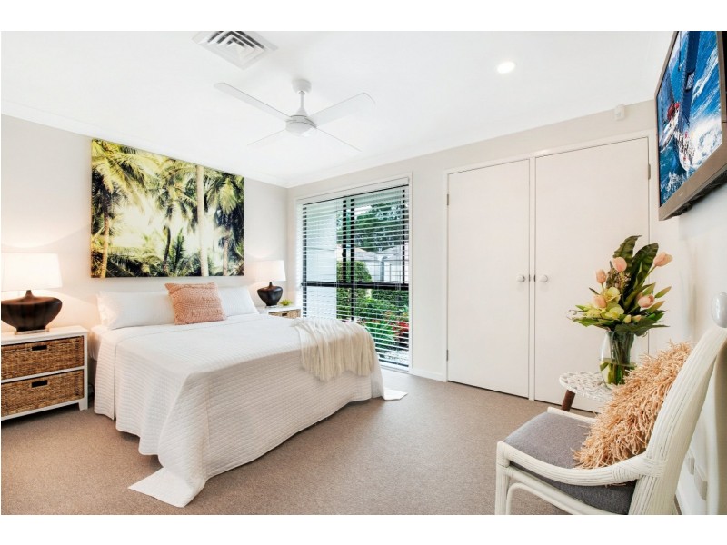 1 Tralee Place, Twin Waters QLD 4564