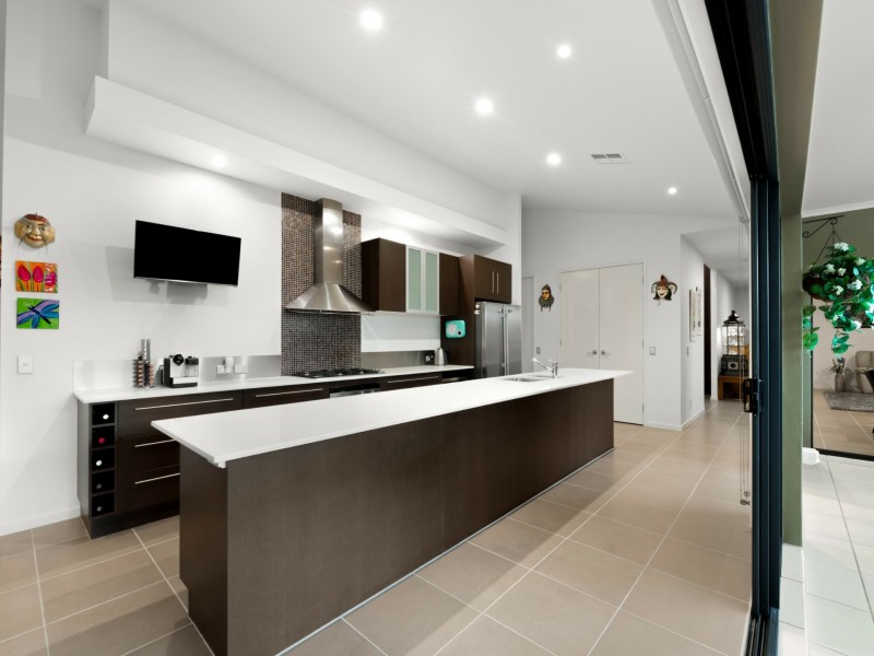 47 Baywater Drive, Twin Waters QLD 4564