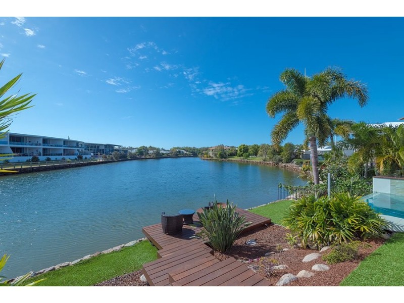 33 Baywater Drive, Twin Waters QLD 4564