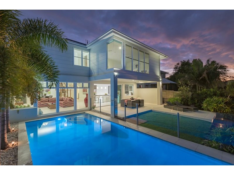 33 Baywater Drive, Twin Waters QLD 4564