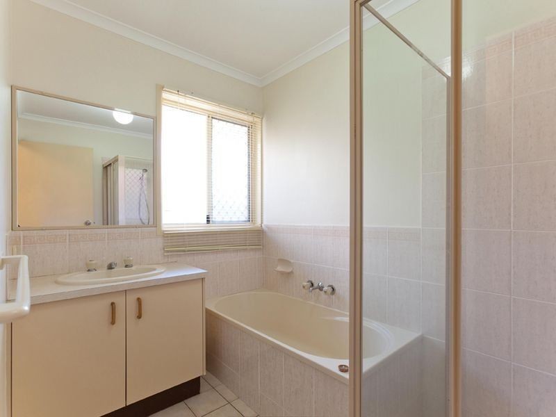 10/38 Milbong Street, Battery Hill QLD 4551