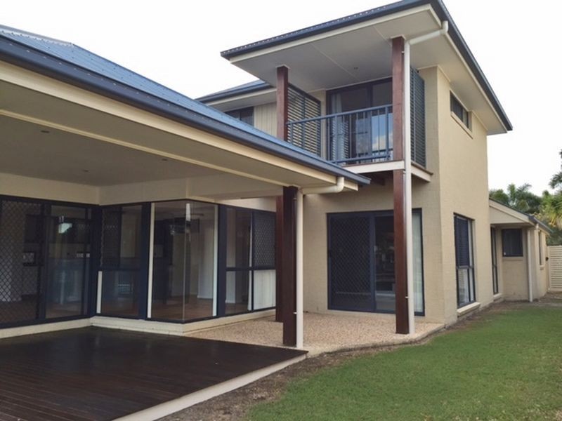 4 Sunorchid Place, Twin Waters QLD 4564