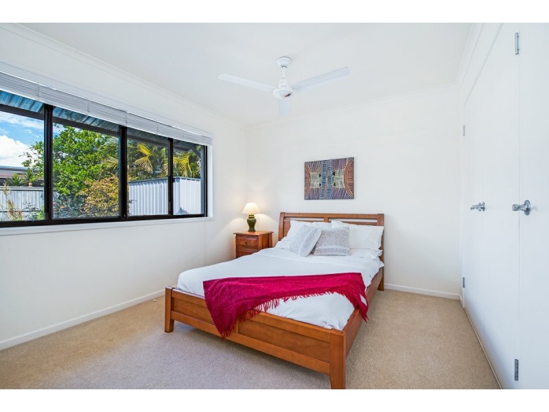 4 Carnoustie Court, Twin Waters QLD 4564