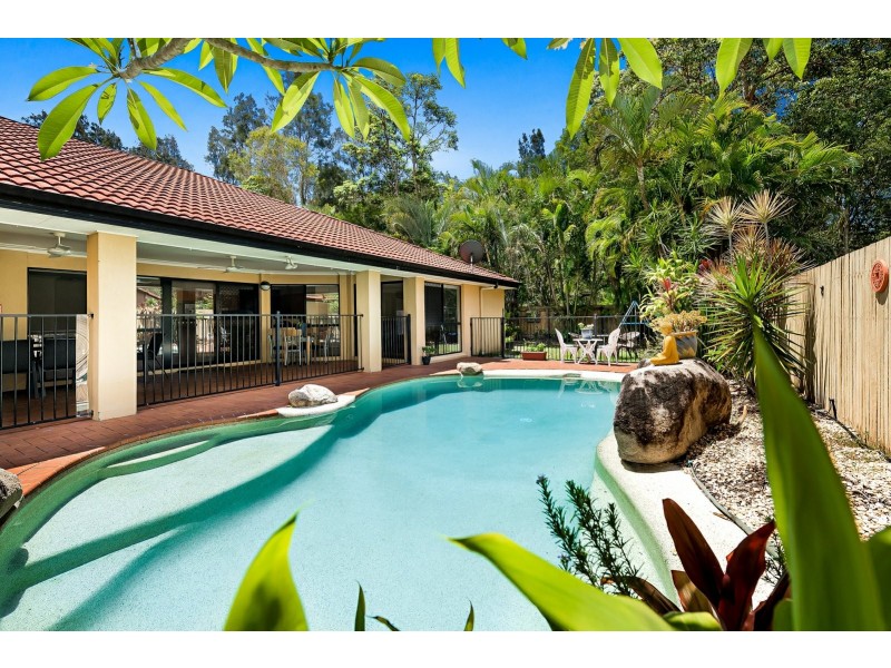 3 Skipper Place, Twin Waters QLD 4564