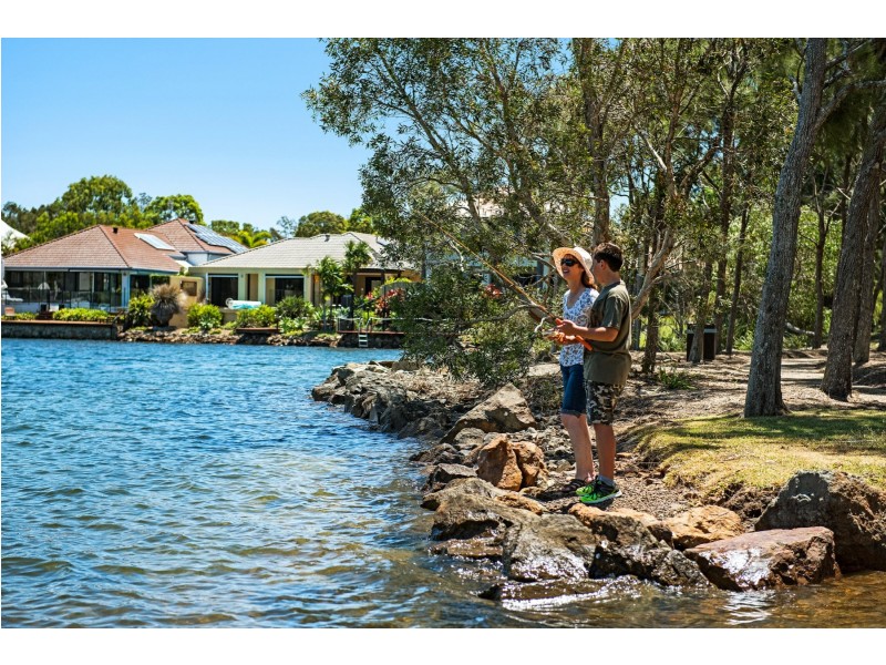 3 Skipper Place, Twin Waters QLD 4564