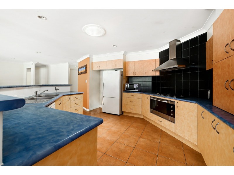 3 Skipper Place, Twin Waters QLD 4564