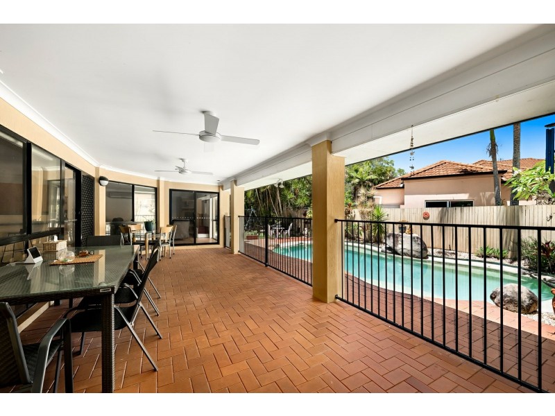 3 Skipper Place, Twin Waters QLD 4564