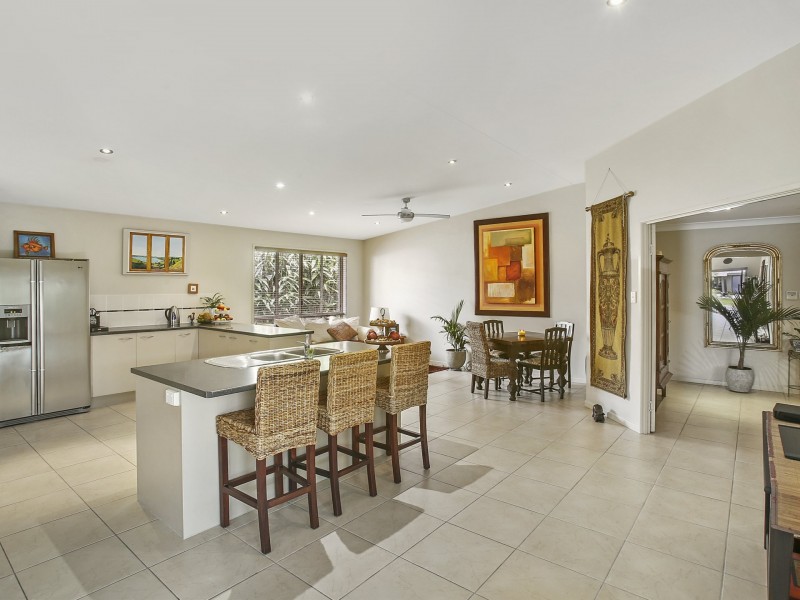 62 Anchorage Cct, Twin Waters QLD 4564