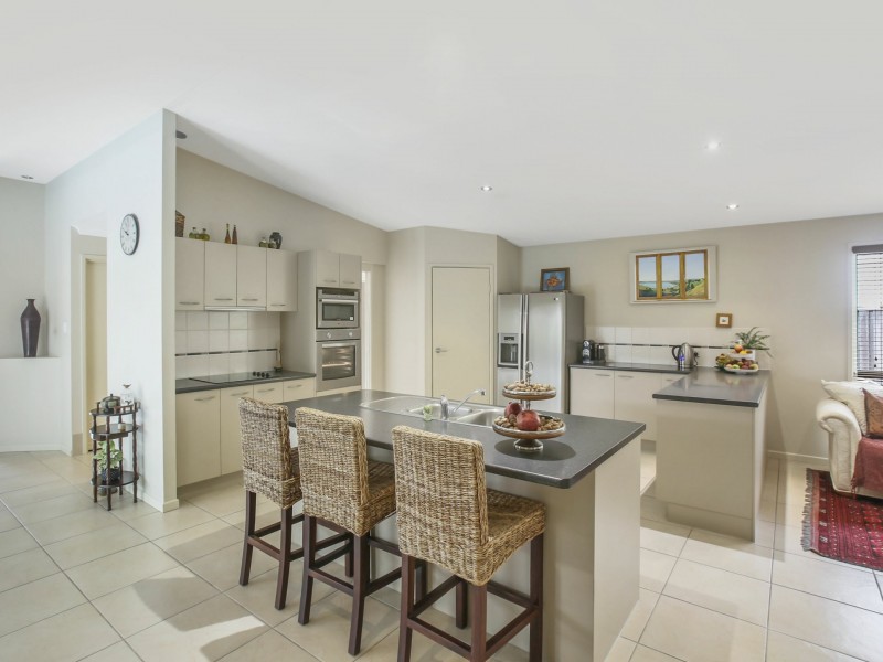 62 Anchorage Cct, Twin Waters QLD 4564