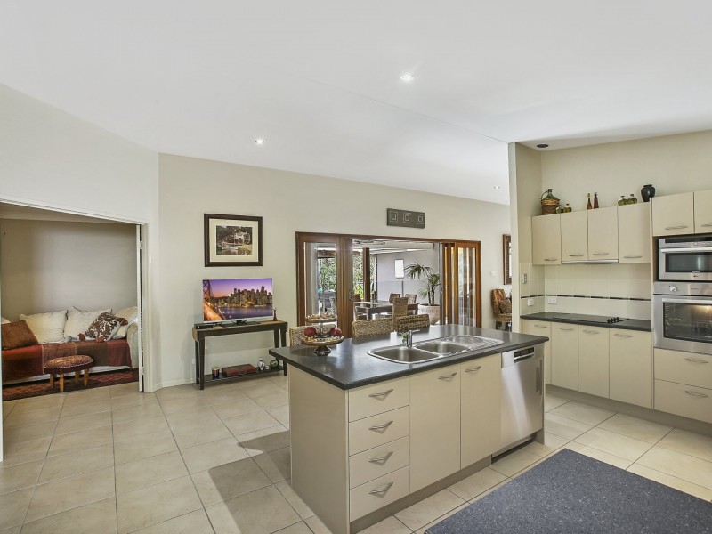 62 Anchorage Cct, Twin Waters QLD 4564