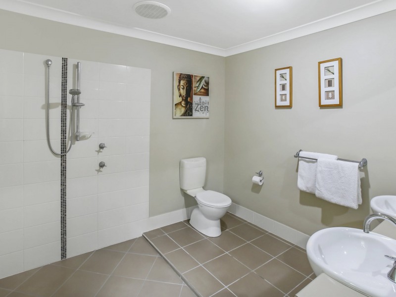 62 Anchorage Cct, Twin Waters QLD 4564